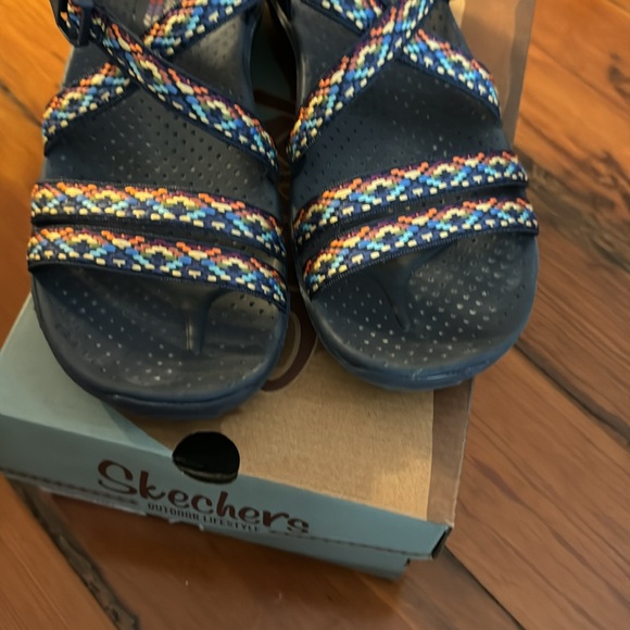Skechers Dreamweaver Sandals - Picture 5 of 7